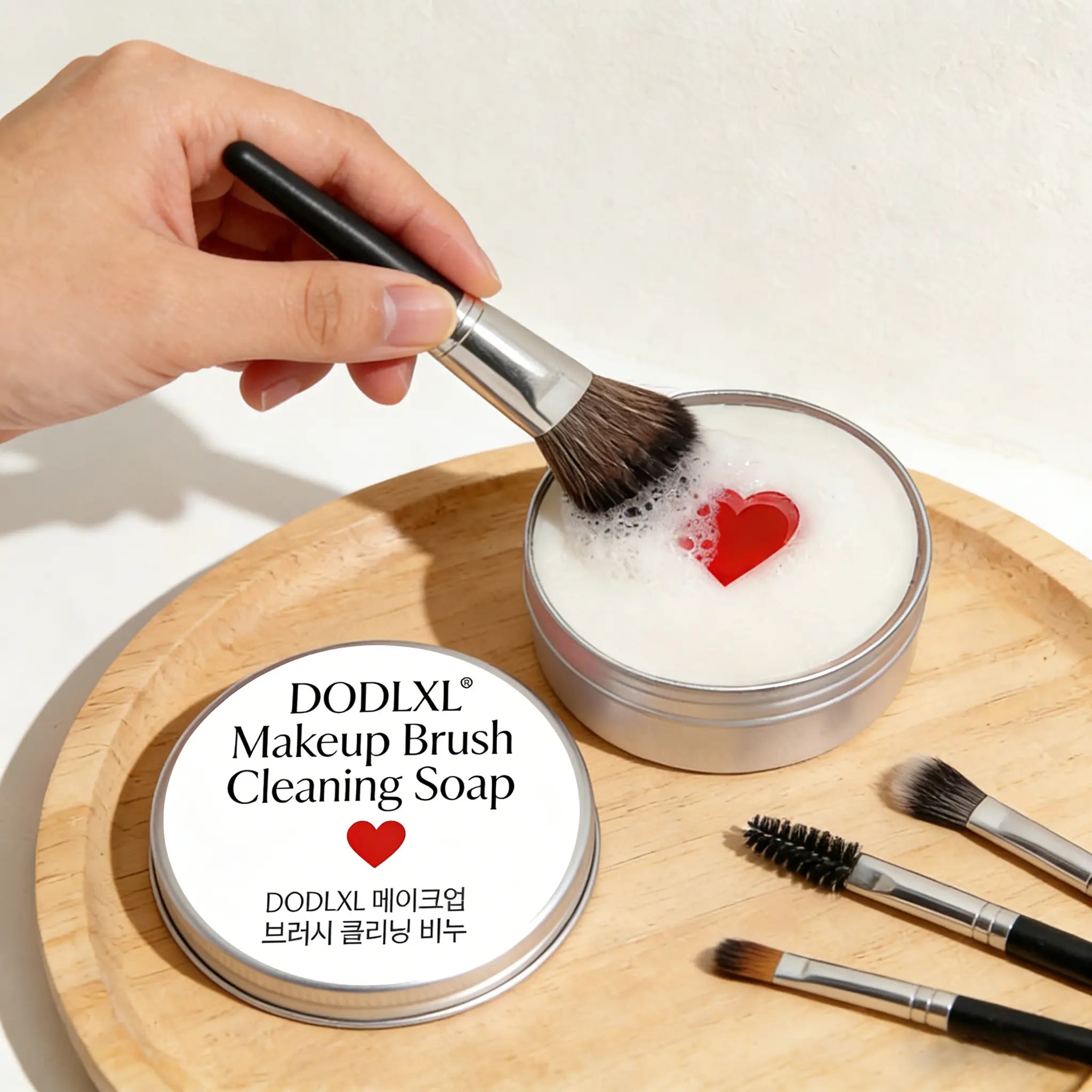 Makeup Brush Cleansing Soap with Silicone Cleaning Pad
